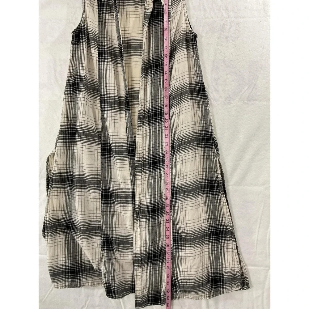 Cato Vest Womens Large White Black Plaid Long Open Front Kimono Sleeveless
